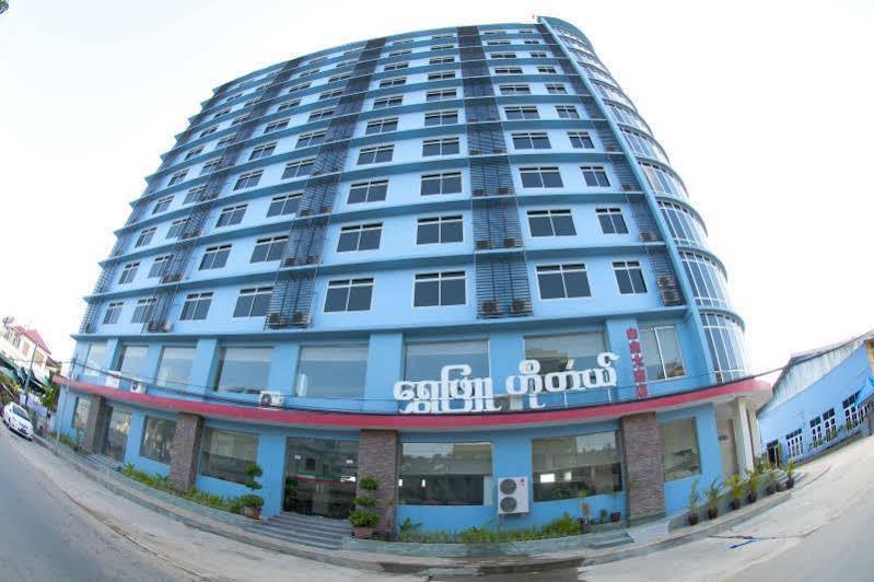 Shwe Phyu Hotel Mandalay Buitenkant foto