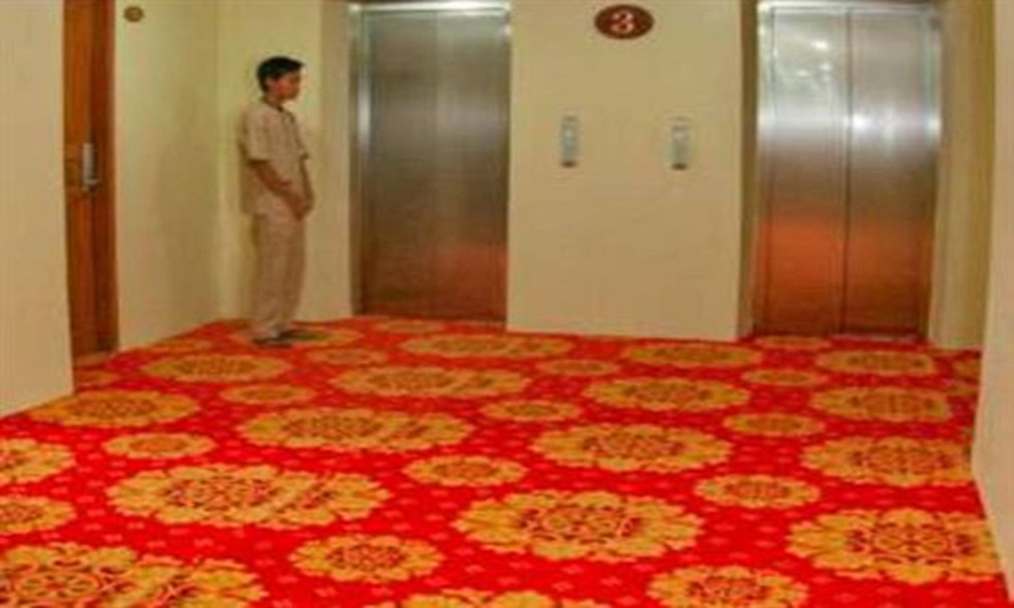 Shwe Phyu Hotel Mandalay Buitenkant foto